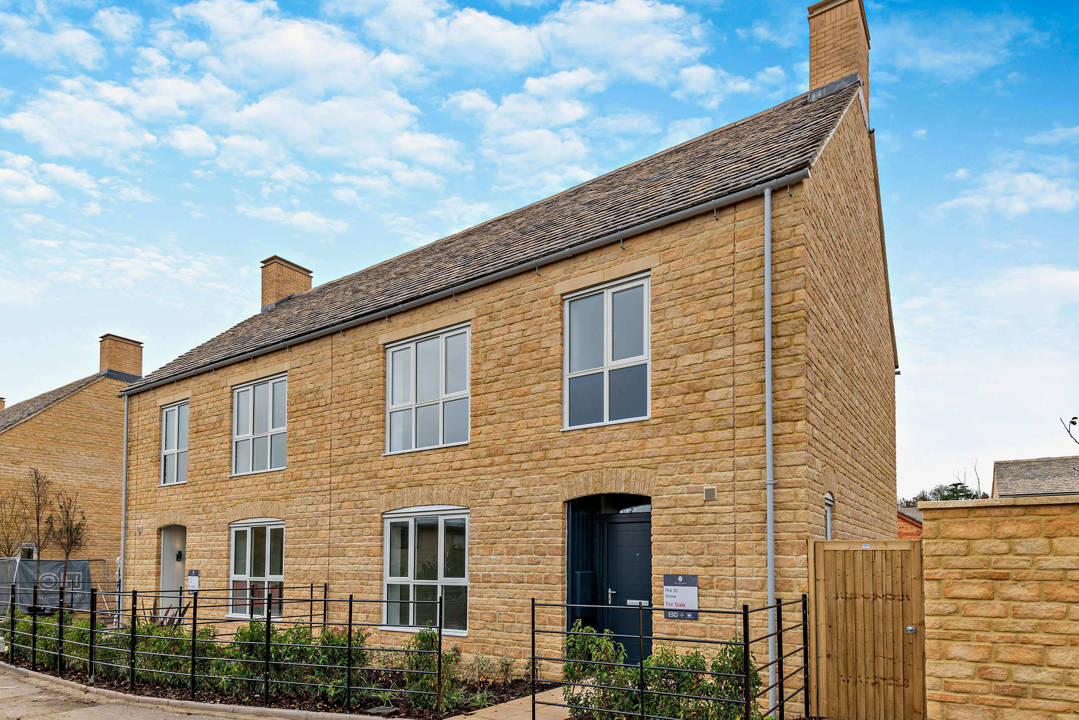 The Grove Semi Detached 8624860-exterior09-800